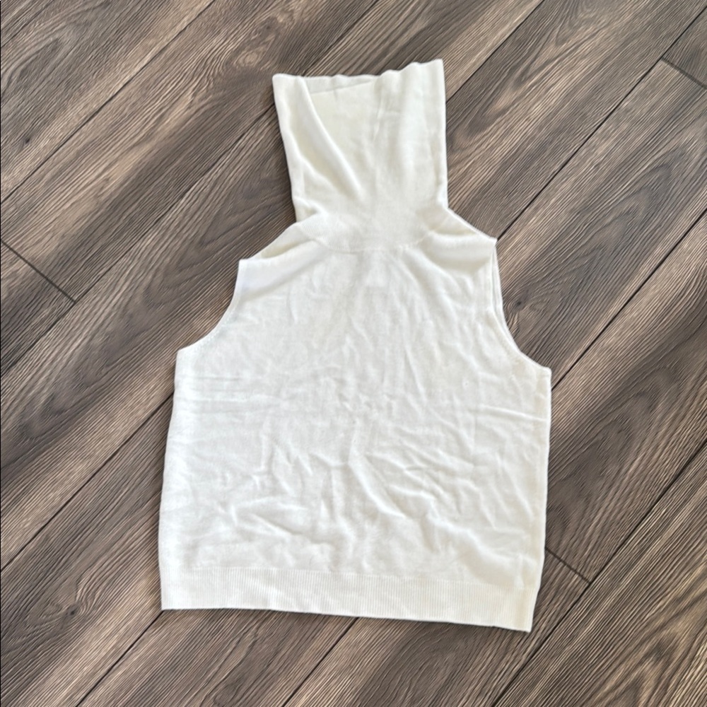 Designers Originals ivory Sleeveless knit turtleneck sweater tank Top